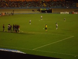 galo1x1dragao024.jpg (85986 bytes)
