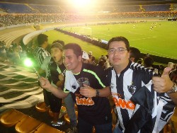 galo1x1dragao036.jpg (127415 bytes)