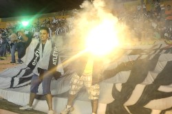 galo1x1dragao054.jpg (85315 bytes)