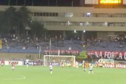 galo1x1dragao059.jpg (88709 bytes)