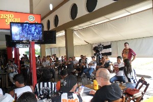 serpentinagalo3x0cru003.jpg (136933 bytes)