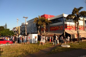 serpentinagalo3x0cru017.jpg (148357 bytes)