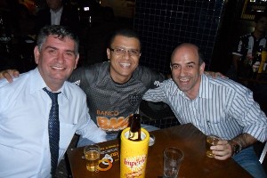 serpentinalibertadores023.jpg (111473 bytes)