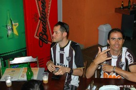 galo0x0cru2014mineiro (67).jpg (68106 bytes)