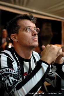 galo1x1nacionalvolta (19).jpg (65487 bytes)