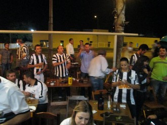 galo2x1santafe (13).jpg (71979 bytes)