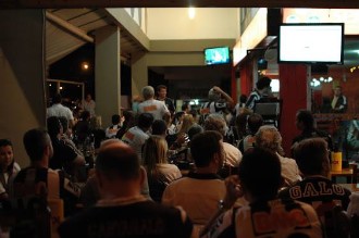 galo2x1santafe (26).jpg (28500 bytes)