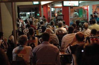 galo2x1santafe (46).jpg (34109 bytes)