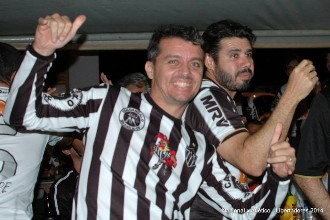 galo2x2nacional (35).jpg (70038 bytes)