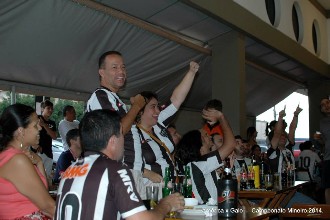 galo4x1coelho2014mineiro (20).jpg (67941 bytes)