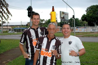 galo4x1coelho2014mineiro (31).jpg (79590 bytes)