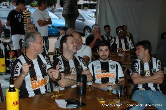 galo4x1coelho2014mineiro (42).jpg (86854 bytes)