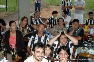 galo4x1coelho2014mineiro (44).jpg (99124 bytes)