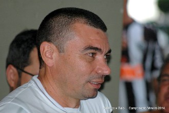 galo4x1coelho2014mineiro (50).jpg (54214 bytes)