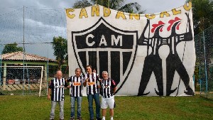 candangalo19anos (11).jpg (192775 bytes)