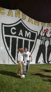 candangalo19anos (16).jpg (128386 bytes)