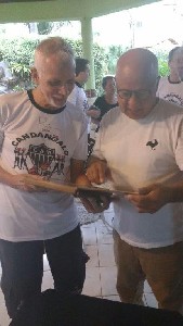 candangalo19anos (22).jpg (44281 bytes)