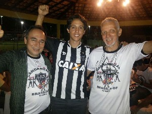 candangalo19anos (29).jpg (113745 bytes)