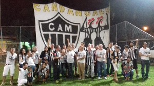 candangalo19anos (68).jpg (105186 bytes)