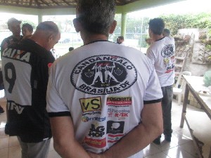 candangalo19anos (77).jpg (102885 bytes)