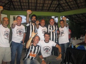 candangalo19anos (89).jpg (117202 bytes)