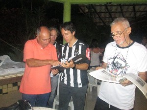 candangalo19anos (100).jpg (104598 bytes)