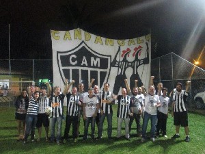 candangalo19anos (103).jpg (121079 bytes)