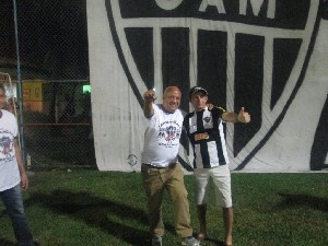 candangalo19anos (109).jpg (106354 bytes)