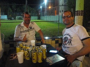 candangalo19anos (121).jpg (121306 bytes)