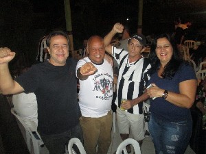 candangalo19anos (130).jpg (101326 bytes)