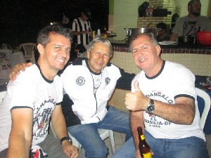 candangalo19anos (133).jpg (107791 bytes)