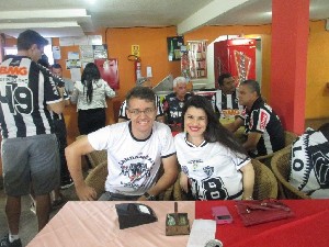 candangalo19anos (135).jpg (125188 bytes)