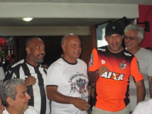 candangalo19anos (153).jpg (82644 bytes)