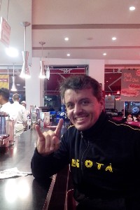 colombia217.jpg (126346 bytes)