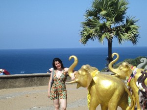 phuket2016a036.jpg (190057 bytes)