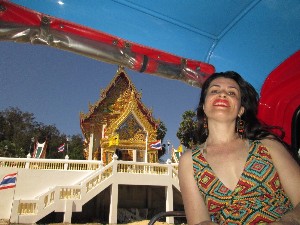 phuket2016a051.jpg (218547 bytes)