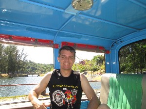 phuket2016a052.jpg (212233 bytes)