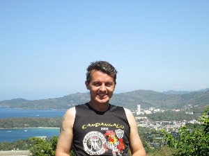 phuket2016a054.jpg (151536 bytes)