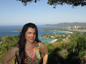 phuket2016a059.jpg (204224 bytes)