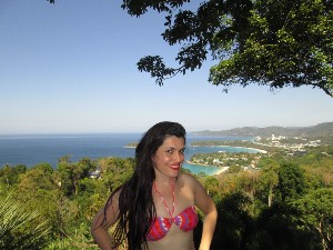 phuket2016a060.jpg (214304 bytes)