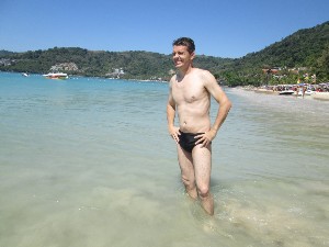 phuket2016a082.jpg (144977 bytes)