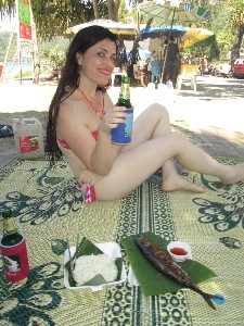 phuket2016a085.jpg (288641 bytes)