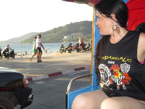 phuket2016a122.jpg (172583 bytes)