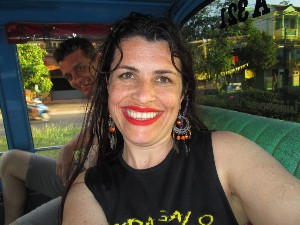 phuket2016a127.jpg (184620 bytes)