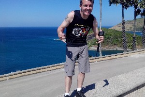 phuket2016a153.jpg (187892 bytes)