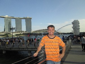 singapura2016a122.jpg (183506 bytes)