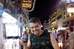 tailandia2016celular008.jpg (165139 bytes)