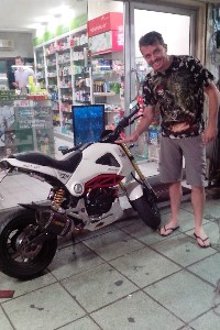 tailandia2016celular061.jpg (188975 bytes)