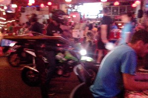 tailandia2016celular062.jpg (206995 bytes)