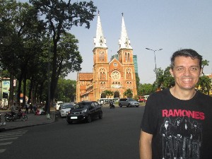 vietnam2016a049.jpg (218341 bytes)